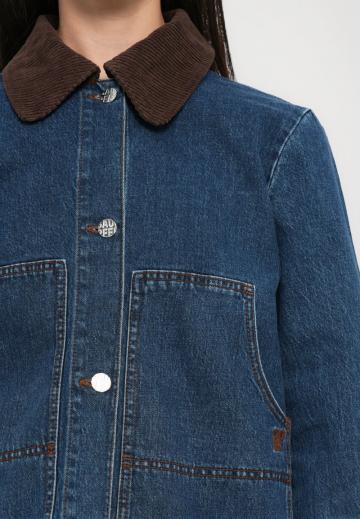 Джинсовая куртка