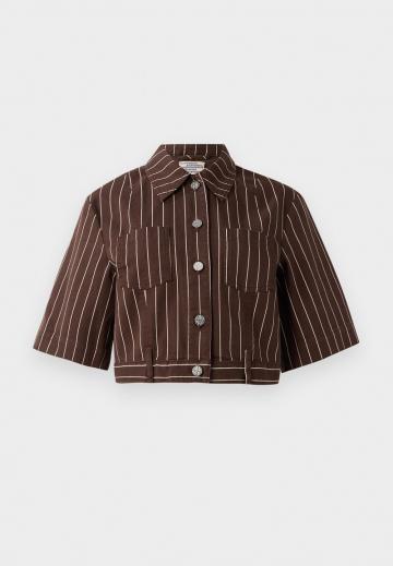 Короткая куртка