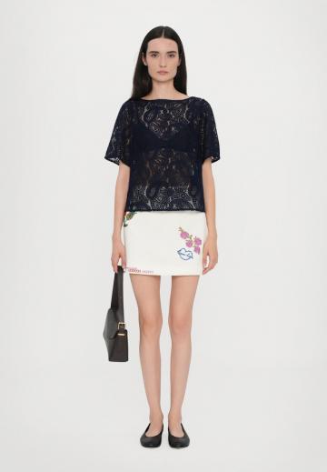 Кружевная блузка