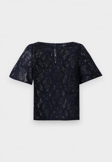 Кружевная блузка