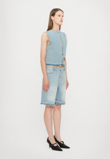 Джинсовая жилетка