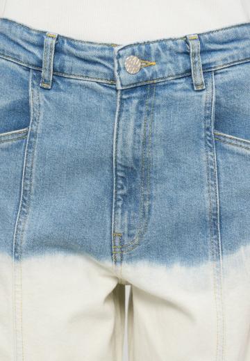 Джинсы бойфренда