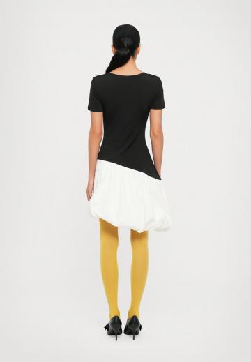 Короткое платье