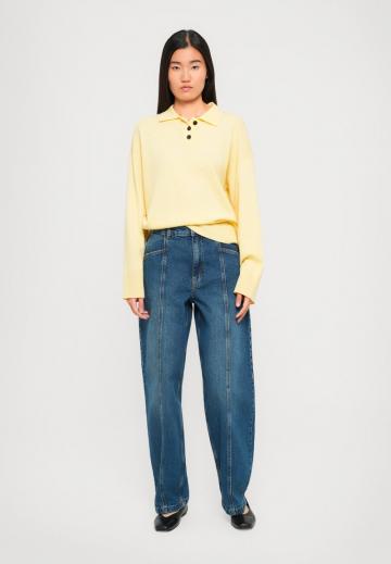 Свободные джинсы