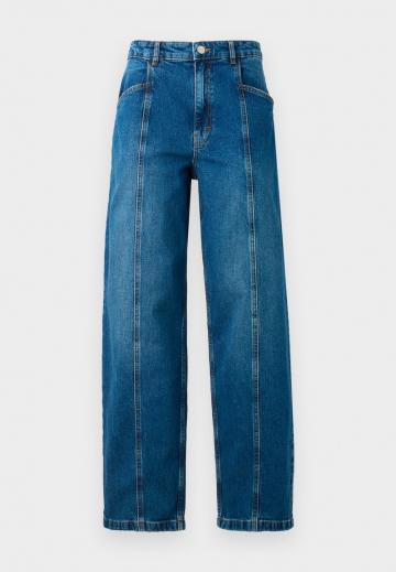 Свободные джинсы