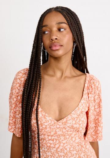 Короткое платье