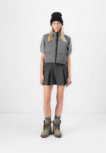 Короткая куртка