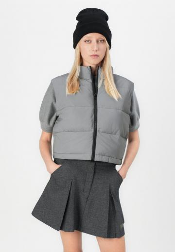 Короткая куртка