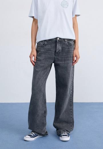 Джинсы