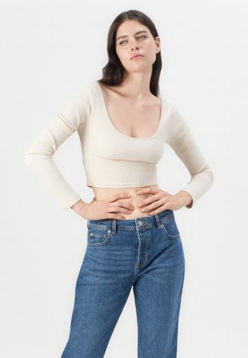 Прямые джинсы