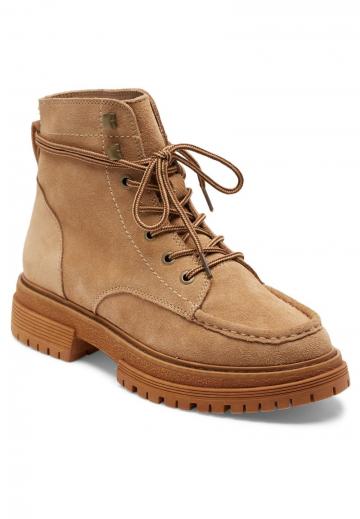 Ботинки на шнуровке