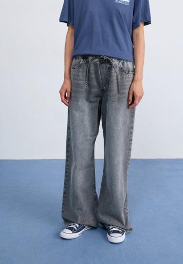 Свободные джинсы