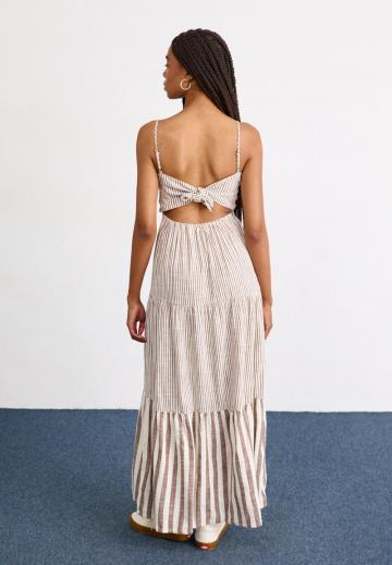 Пляжное платье