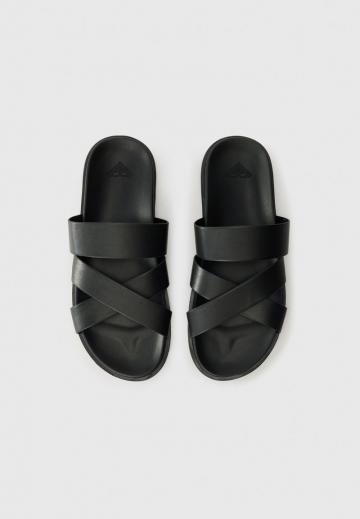 Полуботинки