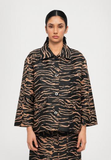 Длинная куртка