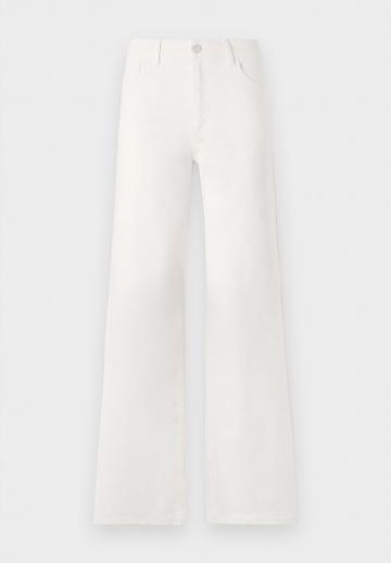 Джинсы бойфренда