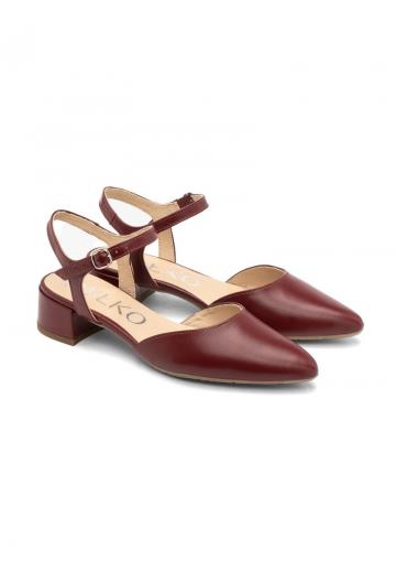 Туфли с ремешком