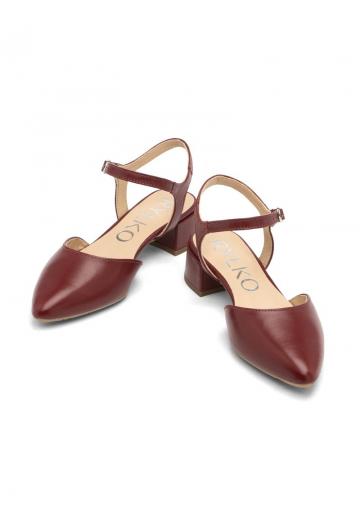 Туфли с ремешком