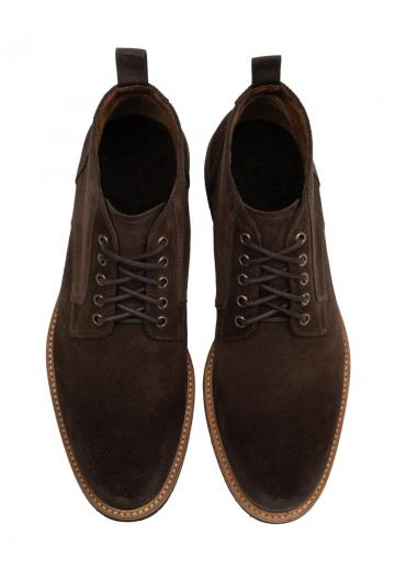 Ботинки на шнуровке