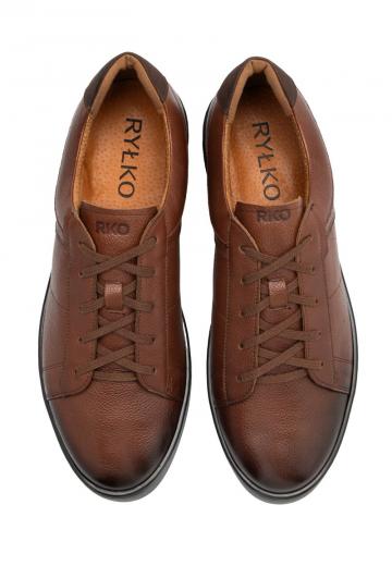 Ботинки на шнуровке