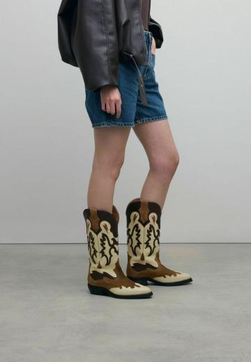 Ковбойские сапоги