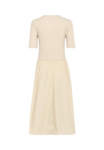 Вязаное платье