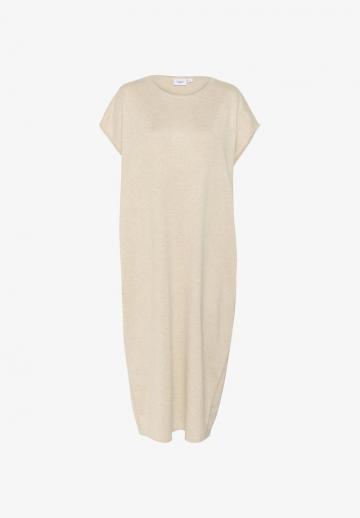 Вязаное платье