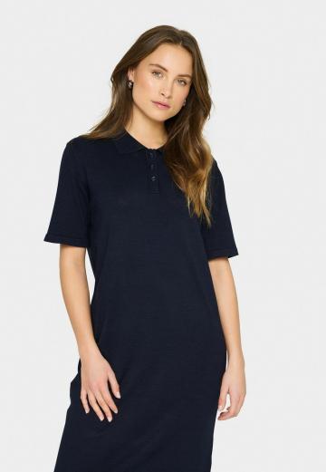 Вязаное платье