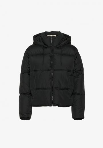 Короткая куртка