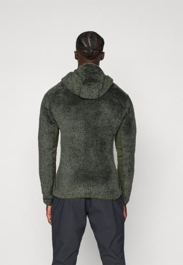 Флисовая куртка