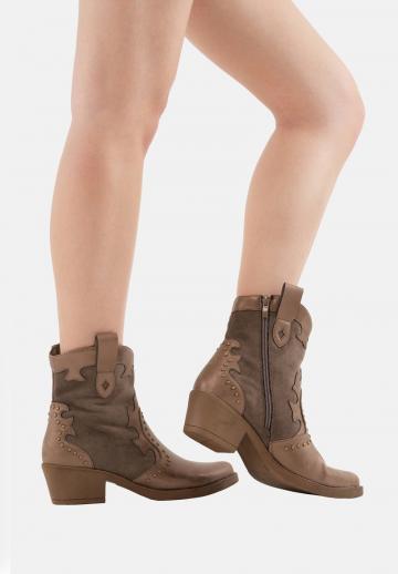 Ковбойские сапоги