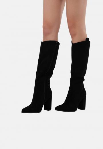 Высокие сапоги