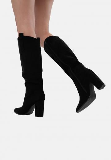 Высокие сапоги