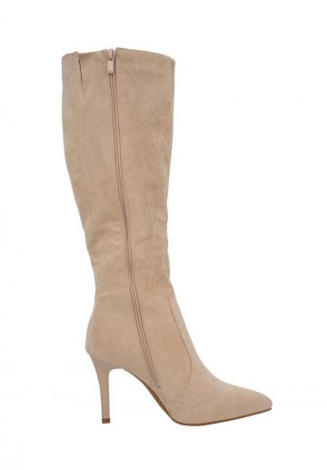 Высокие сапоги