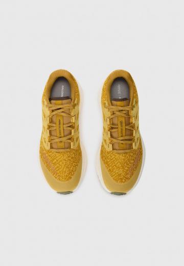 Беговые кроссовки