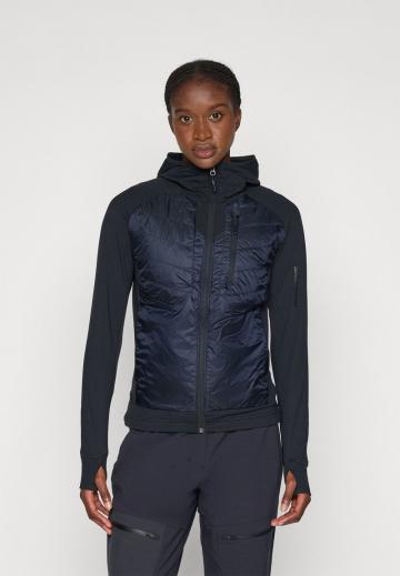 Спортивная куртка