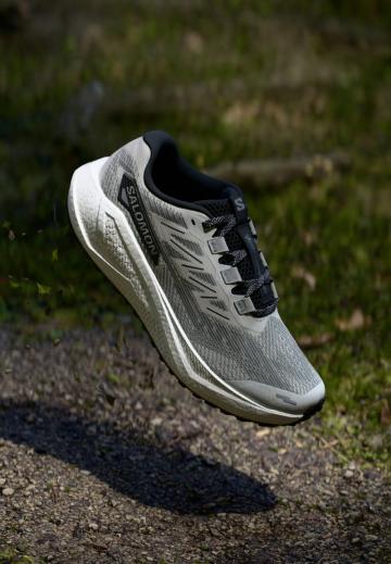 Беговые кроссовки