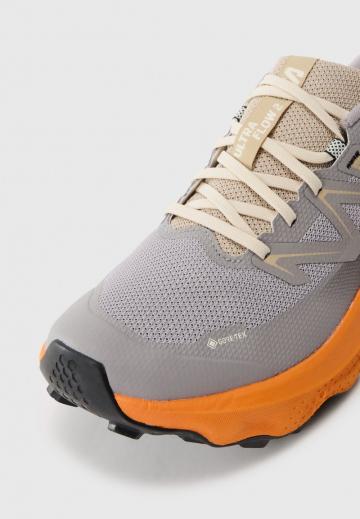 Беговые кроссовки