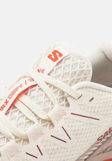 Беговые кроссовки