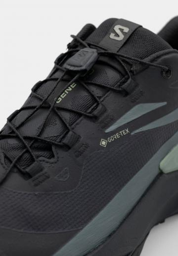 Беговые кроссовки