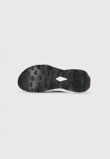 Беговые кроссовки