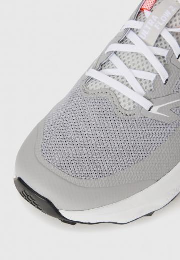 Беговые кроссовки