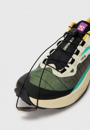 Беговые кроссовки