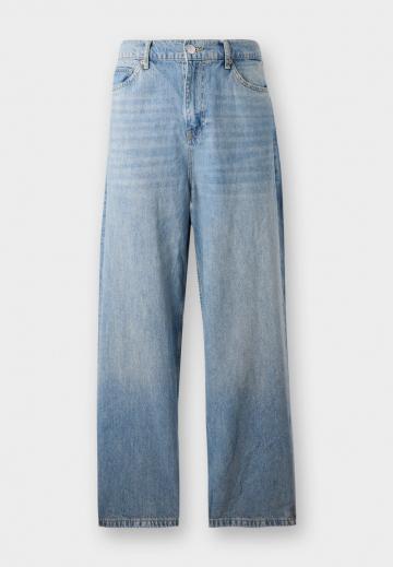 Свободные джинсы