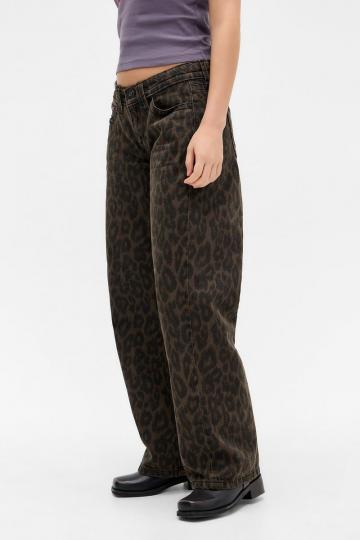 Свободные джинсы