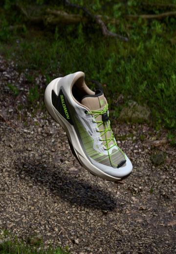 Беговые кроссовки