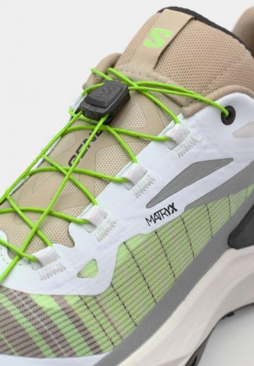 Беговые кроссовки