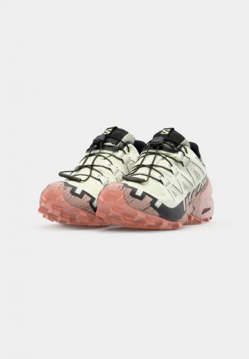 Беговые кроссовки