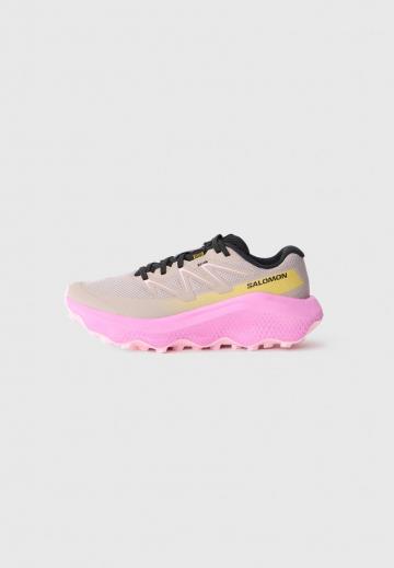 Беговые кроссовки