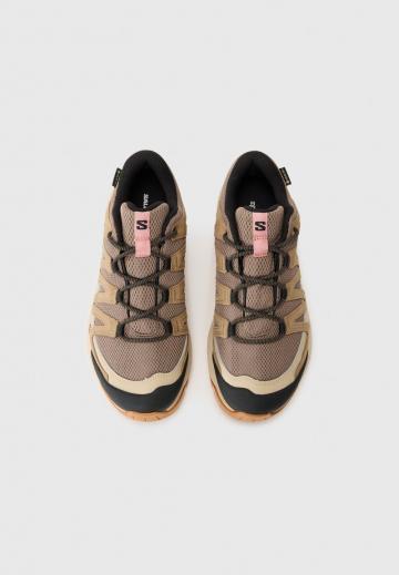 Походная обувь